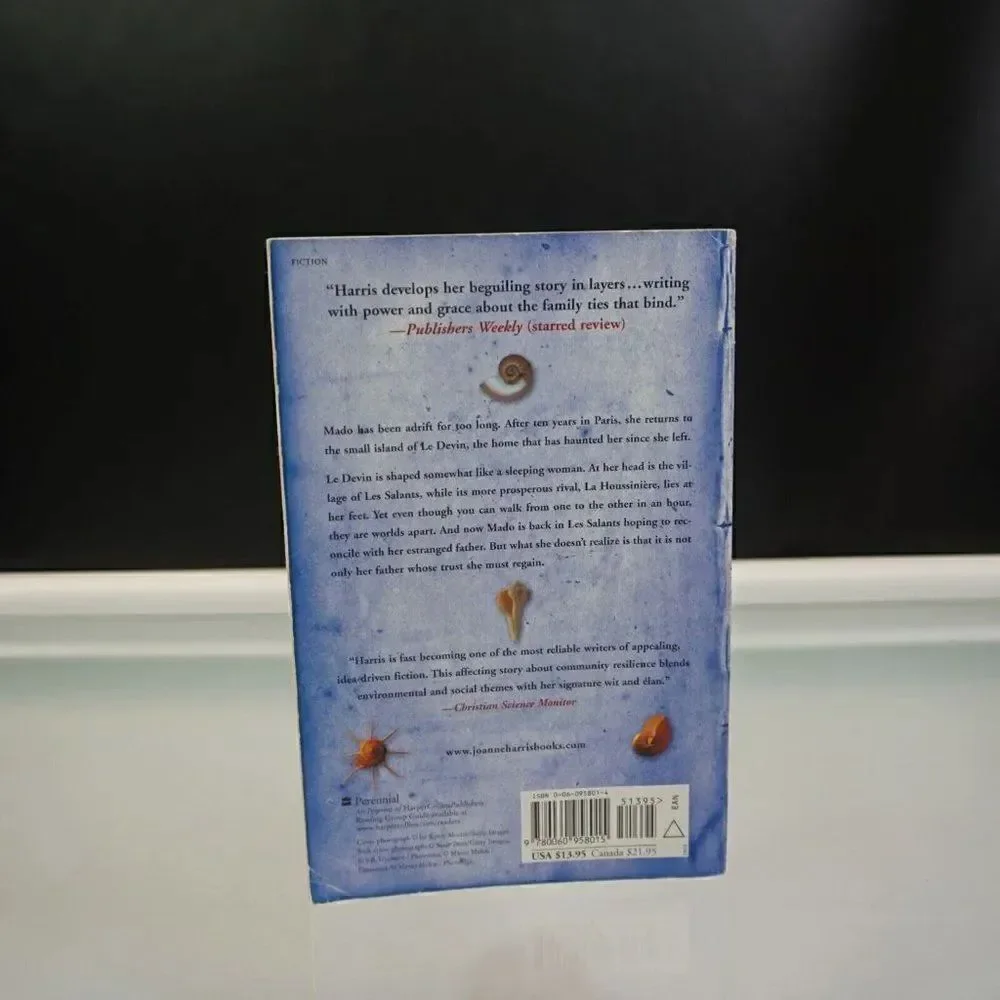 Coastliners A Novel by Joanne Harris 2003 Perennial Paperback